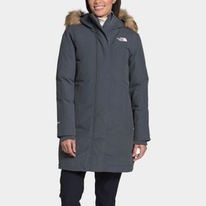 The north face women’s arctic parka